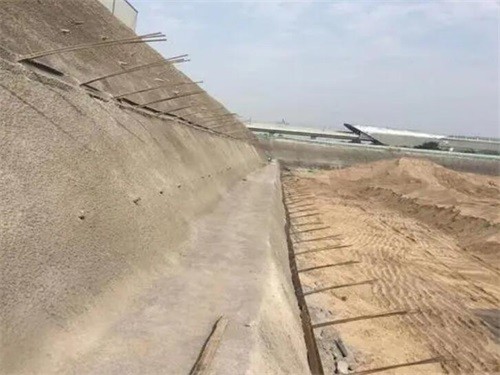 白河河道边坡加固